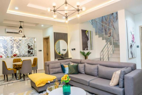 Chrystal luxury 3bedroom apartment Lekki